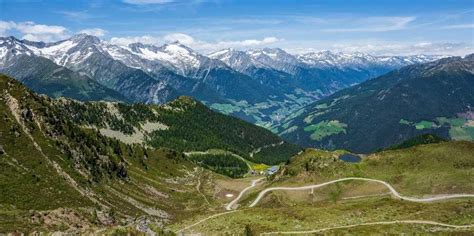 Das Linzi-Gebirge – Ein Paradies für Wanderliebhaber und Abenteurer!